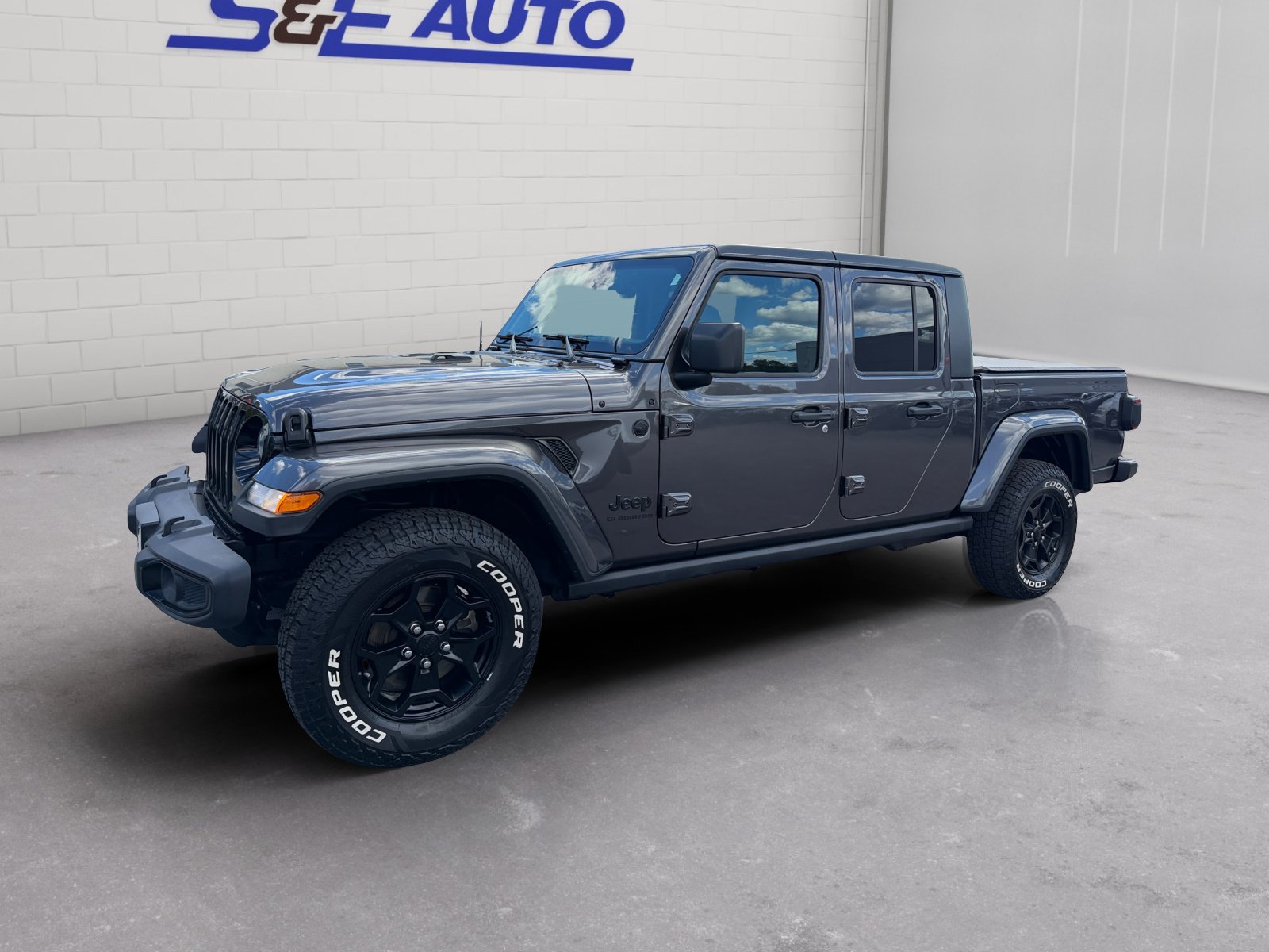 2021 Jeep Gladiator WILLYS