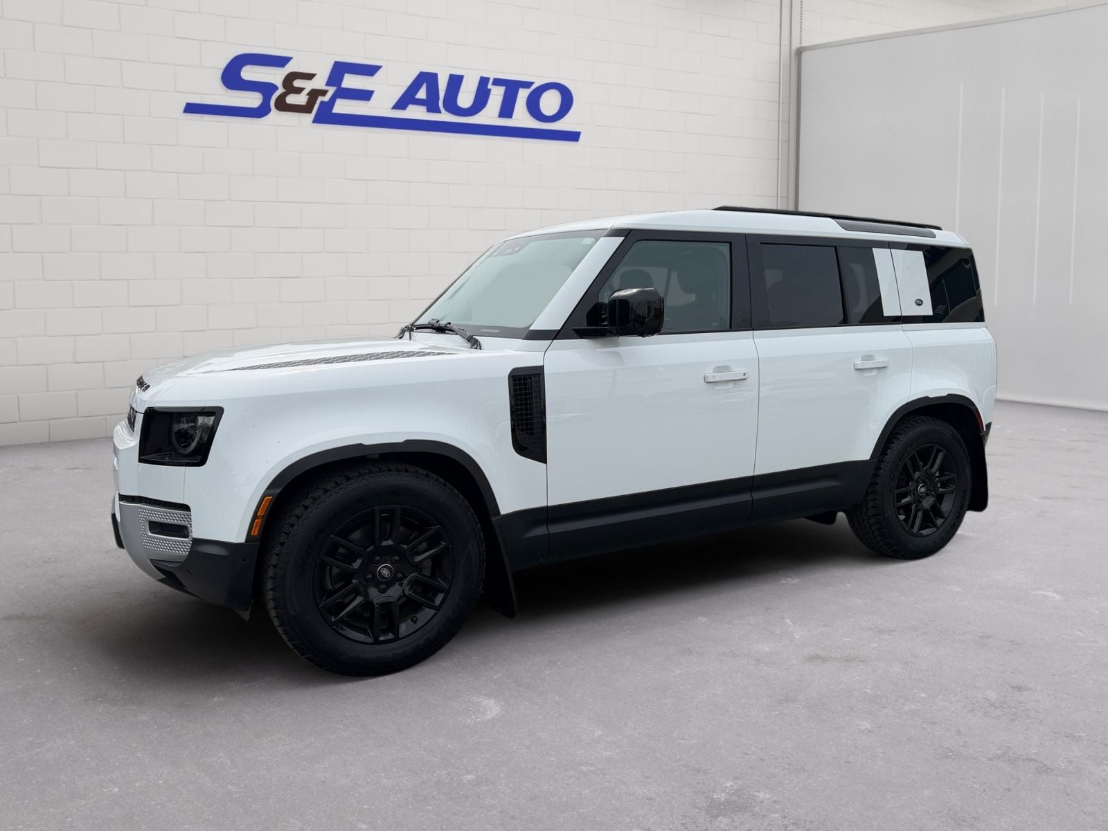 2024 Land Rover Defender