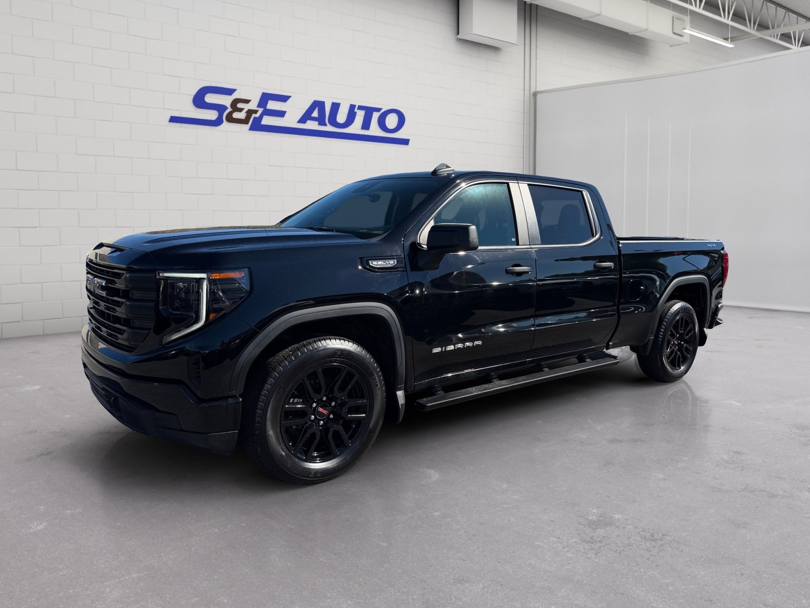 2024 GMC Sierra 1500 Pro