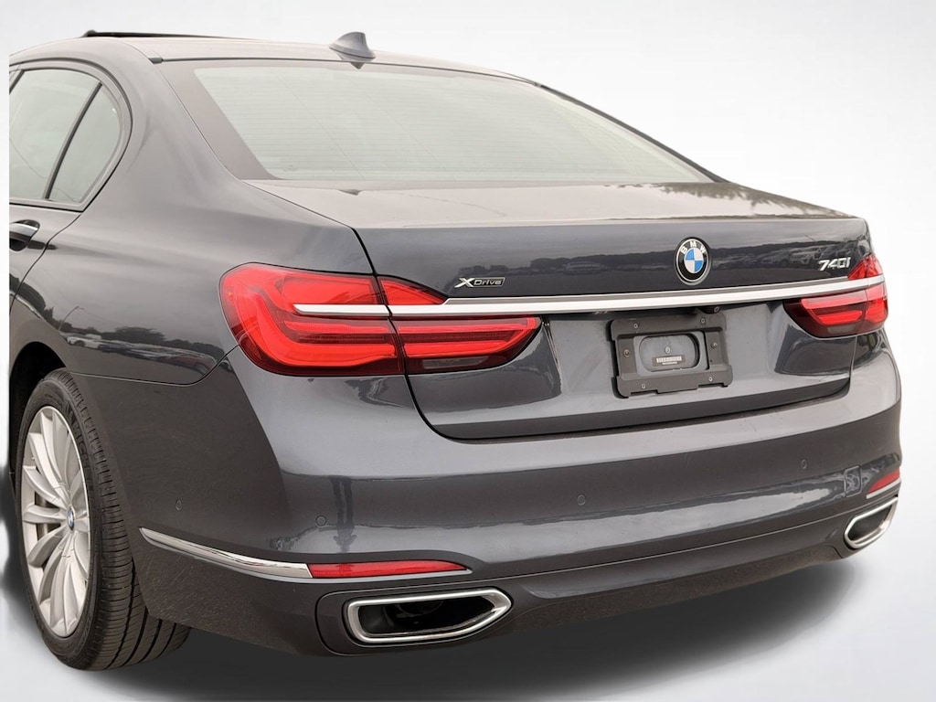 Used 2019 BMW 7 Series 740i xDrive Sedan
