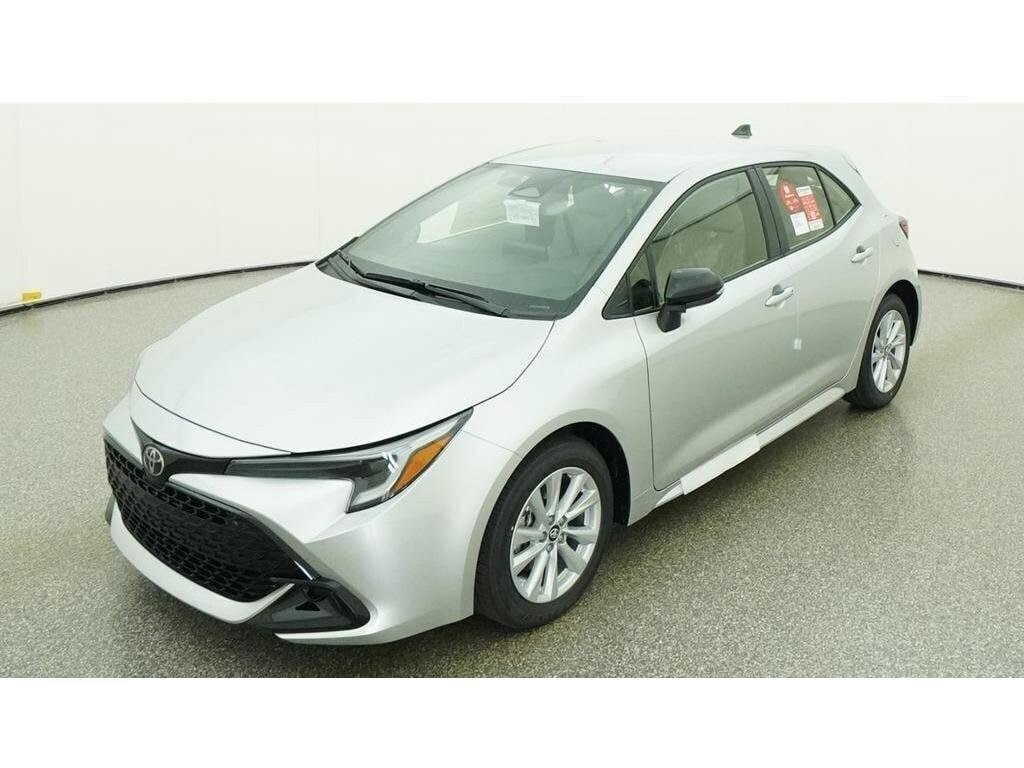 2027 Toyota Corolla Hatchback SE