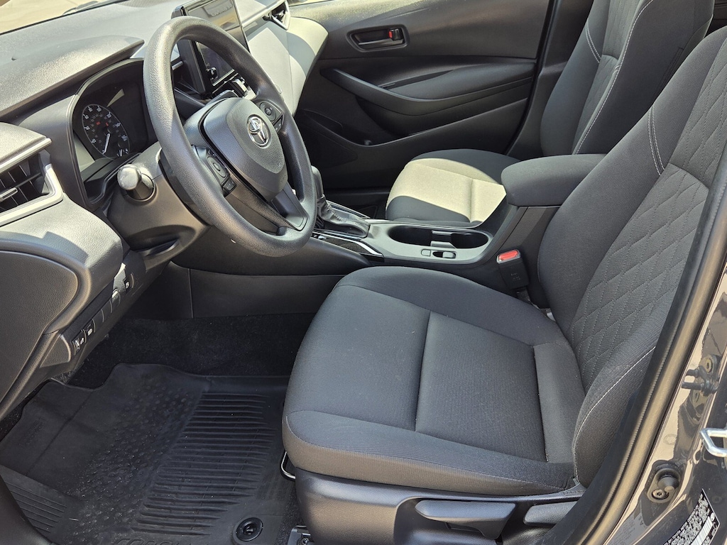 Certified 2025 Toyota Corolla LE Car
