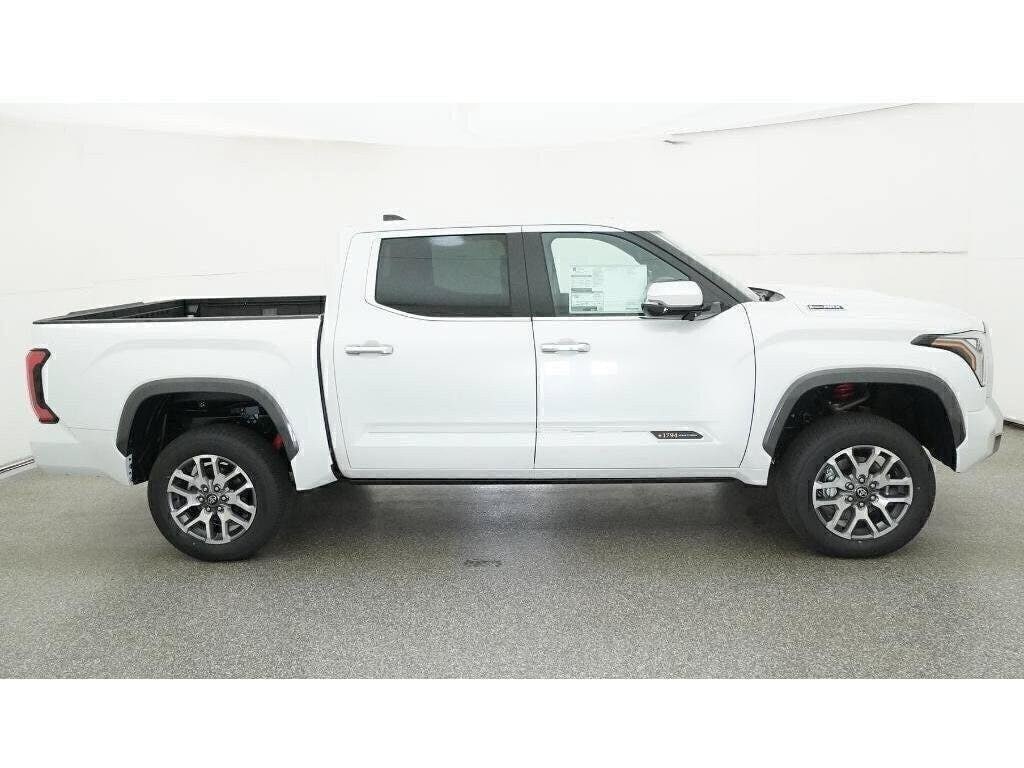 2026 Toyota Tundra 1794 Edition - Photo 11