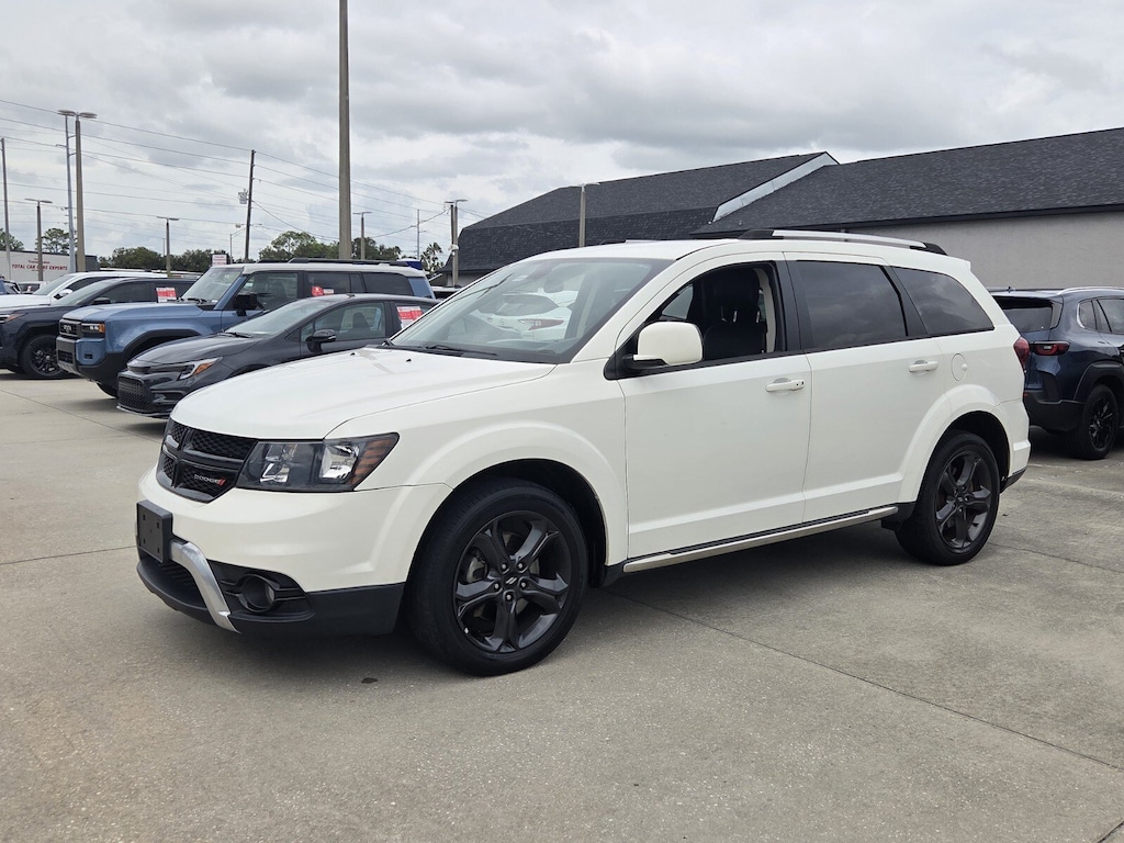 Used 2018 Dodge Journey Crossroad SUV