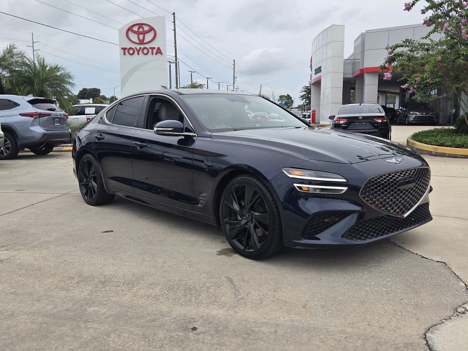 2023 GENESIS G70 Standard