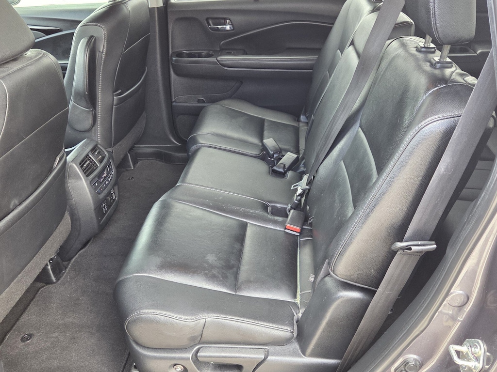 Used 2021 Honda Pilot Touring Sport Utility