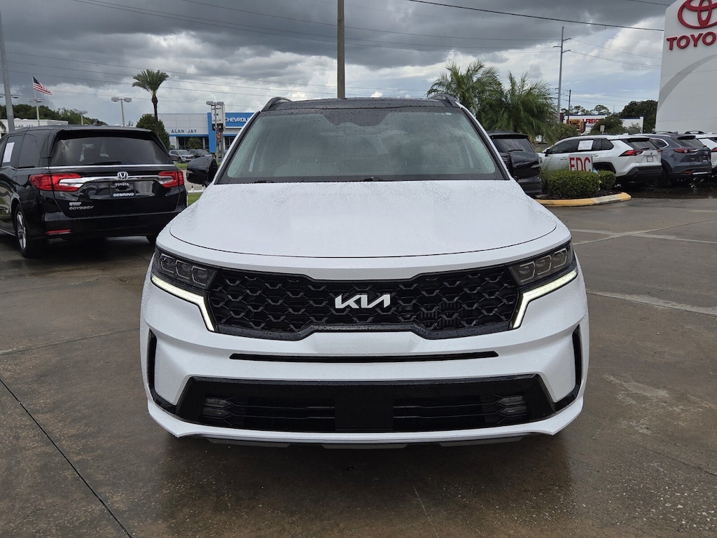 Used 2023 Kia Sorento SX SUV