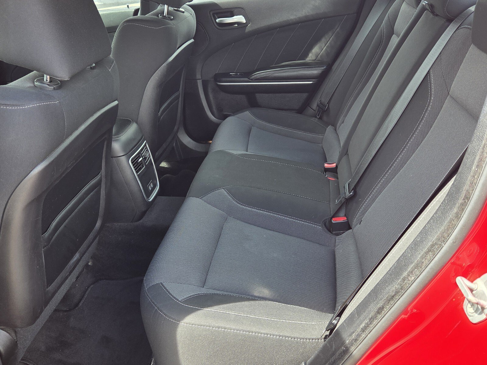 Used 2016 Dodge Charger SXT Sedan