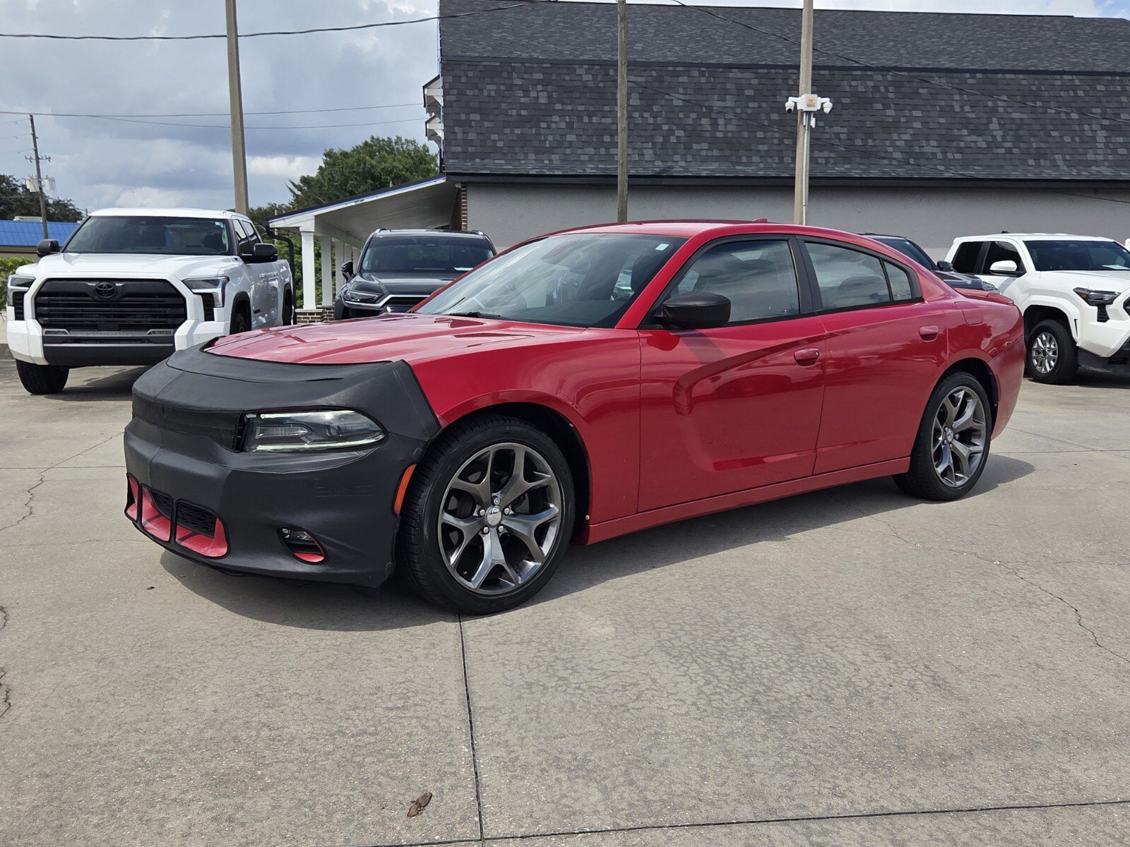 Used 2016 Dodge Charger SXT Sedan