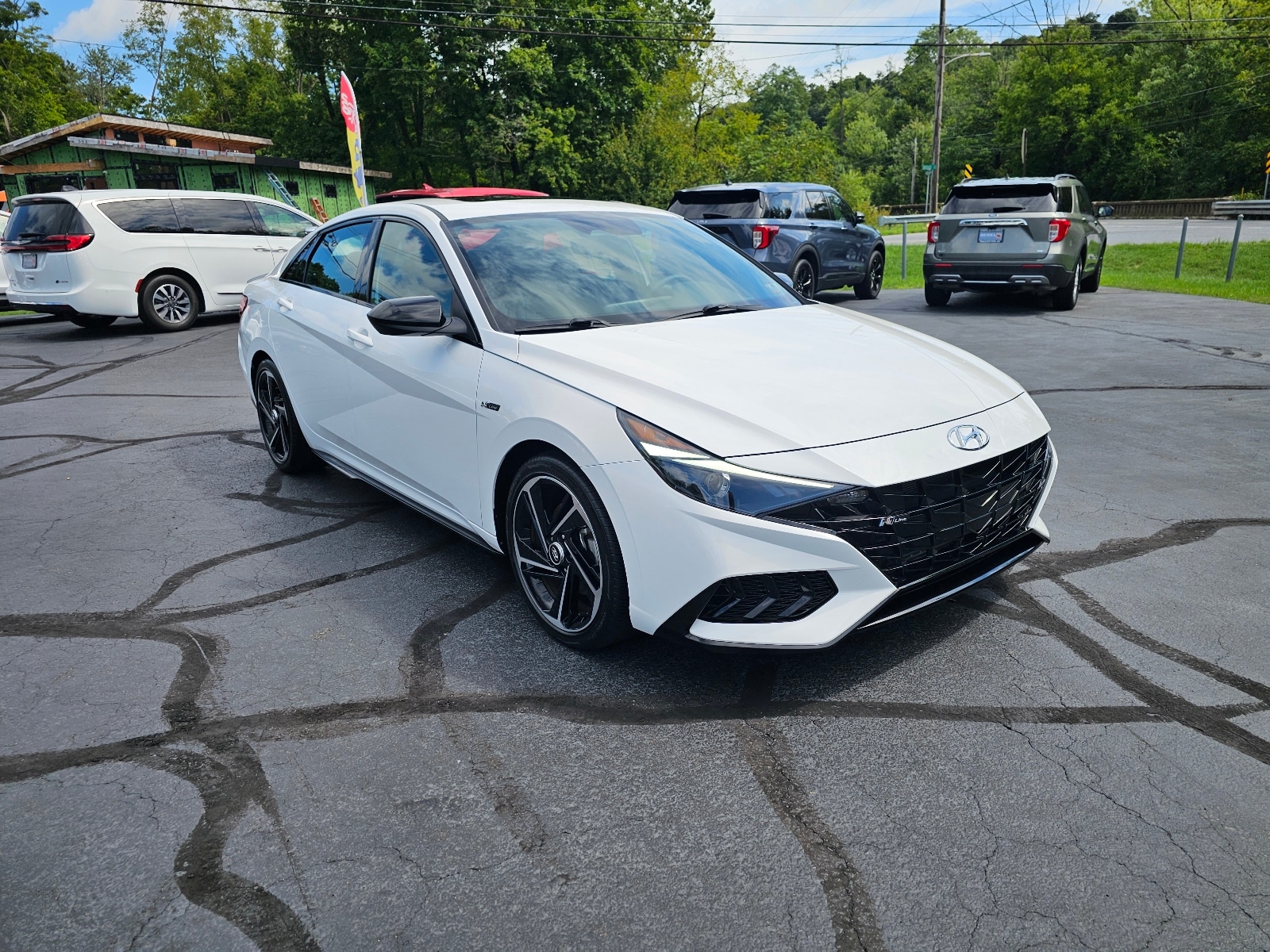2023 Hyundai Elantra N Line - Photo 8