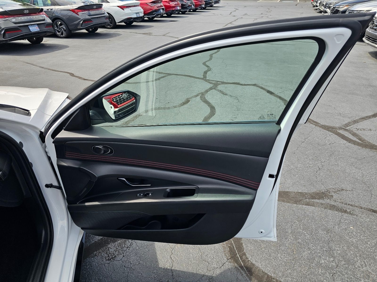2023 Hyundai Elantra N Line - Photo 19
