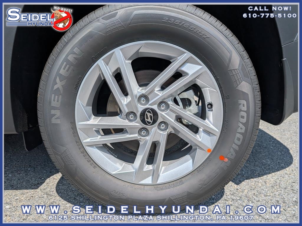 2025 Hyundai Tucson SE - Photo 6