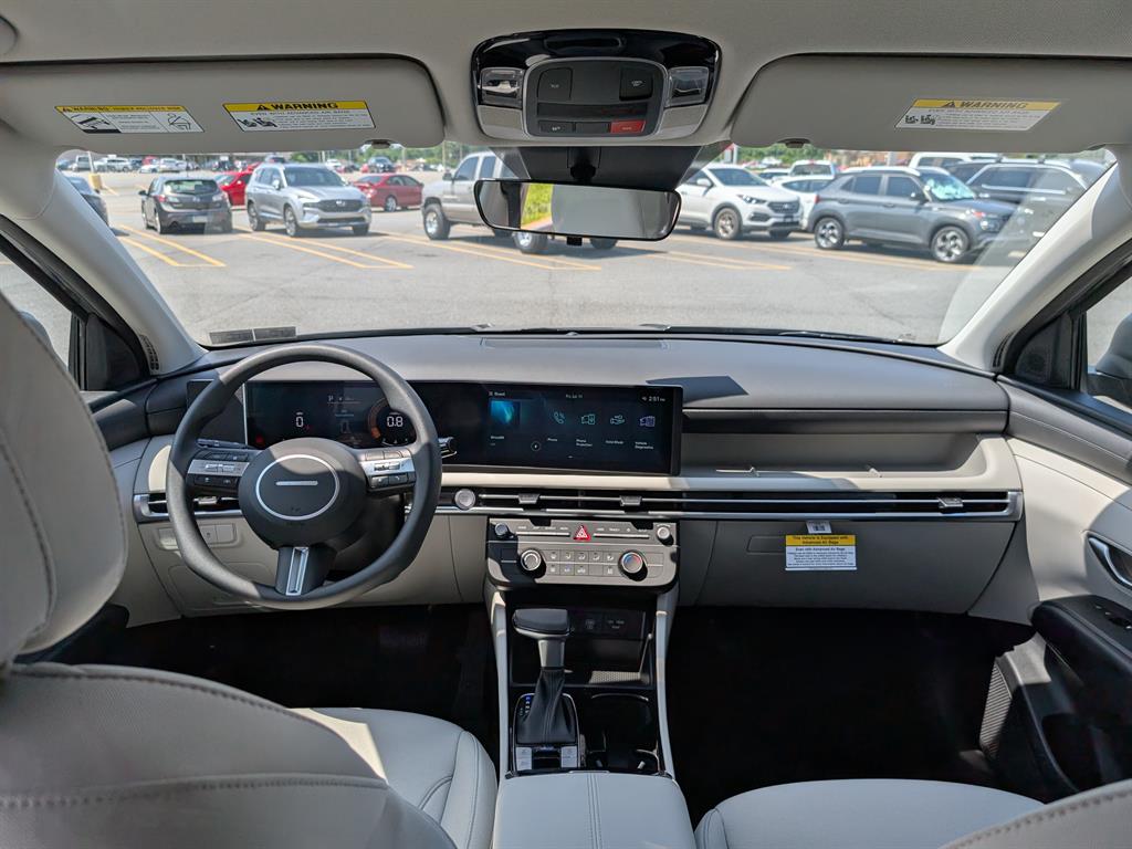2025 Hyundai Tucson SE - Photo 9