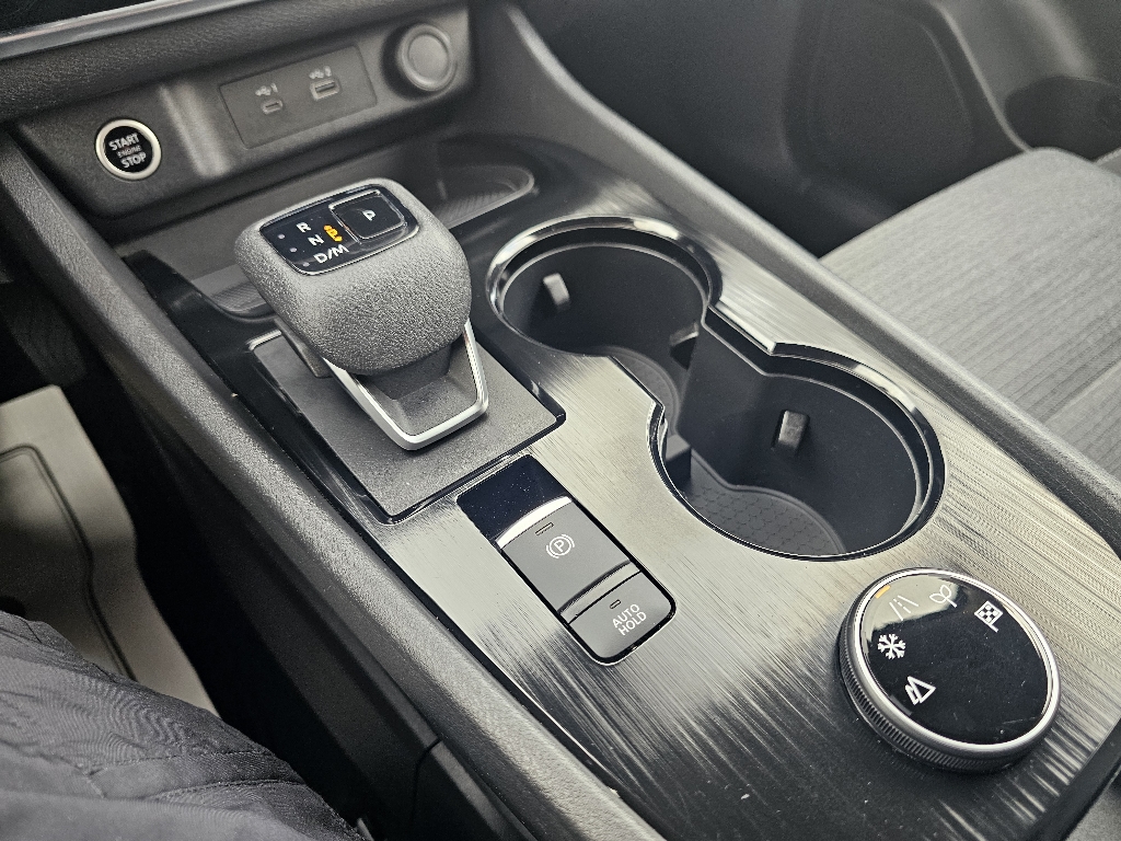 2023 Nissan Rogue SV - Photo 22