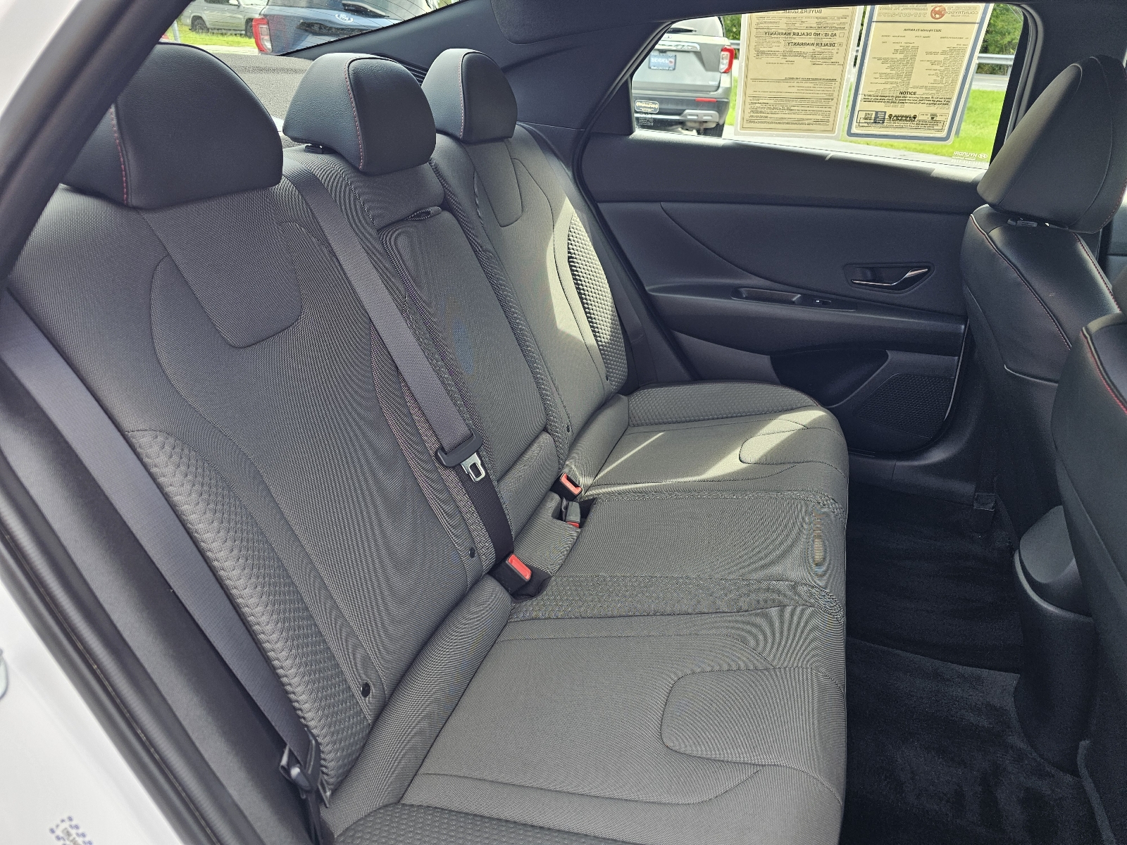 2023 Hyundai Elantra N Line - Photo 16