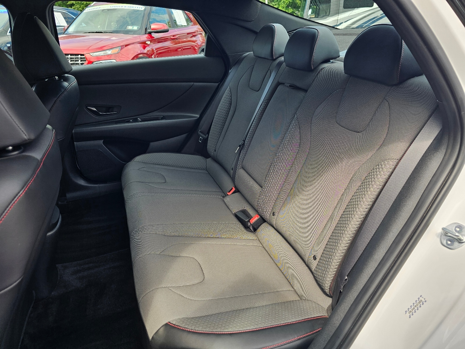 2023 Hyundai Elantra N Line - Photo 14