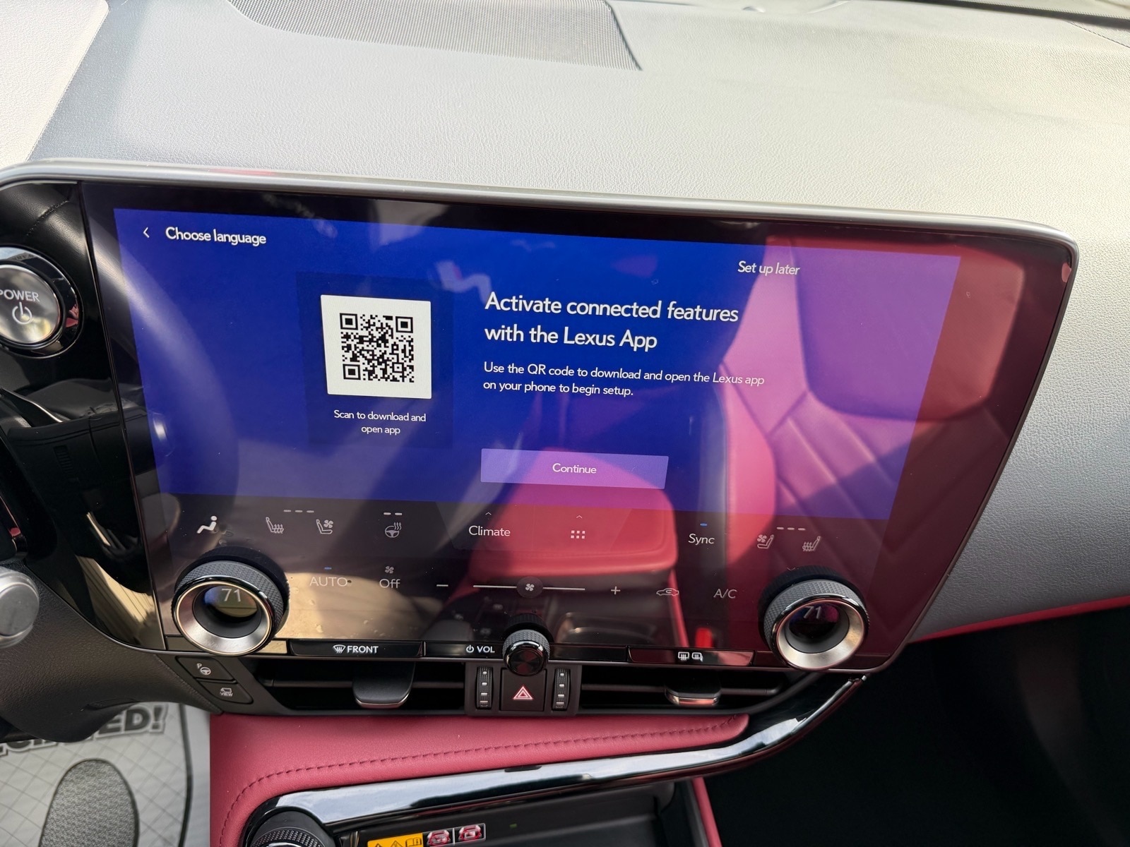 2024 Lexus NX PHEV 450h+ - Photo 21