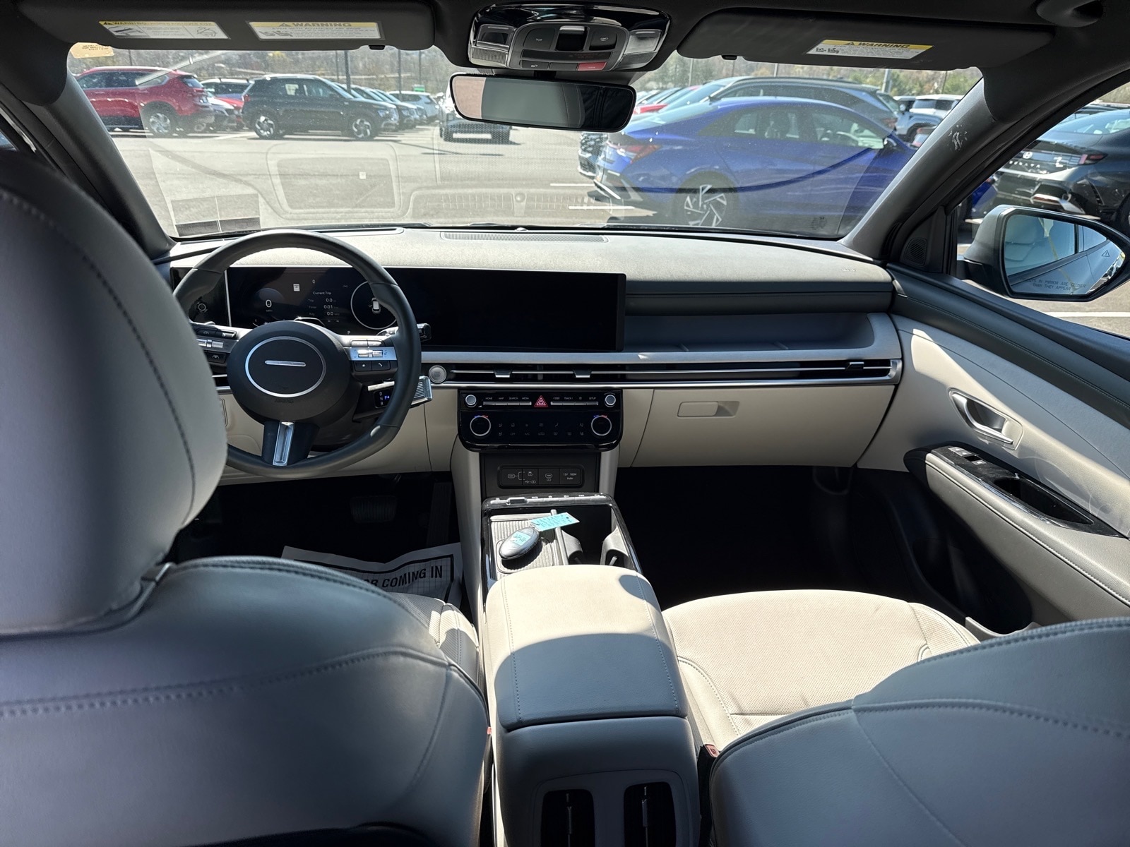 2025 Hyundai Tucson Limited - Photo 8