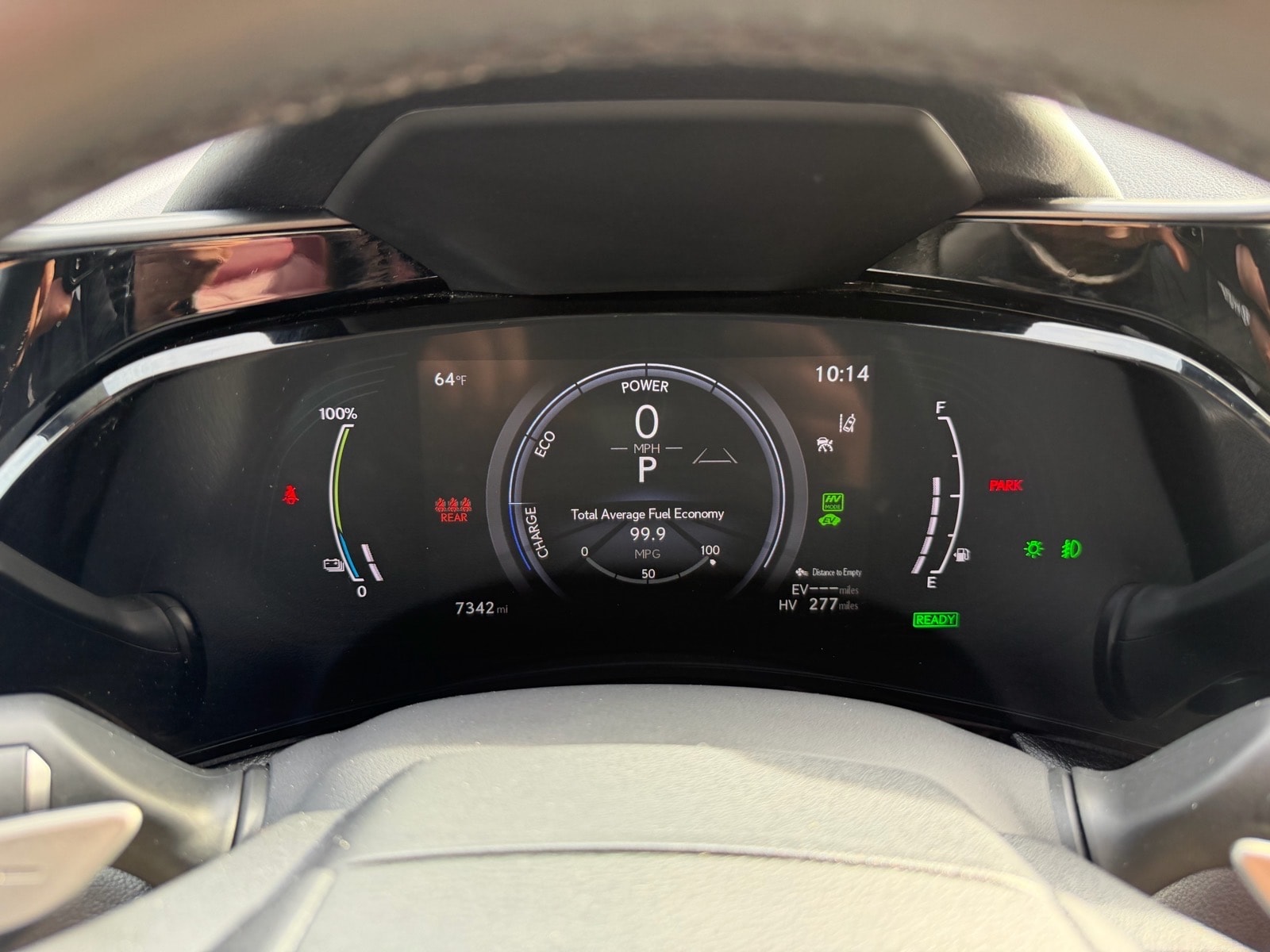 2024 Lexus NX PHEV 450h+ - Photo 20