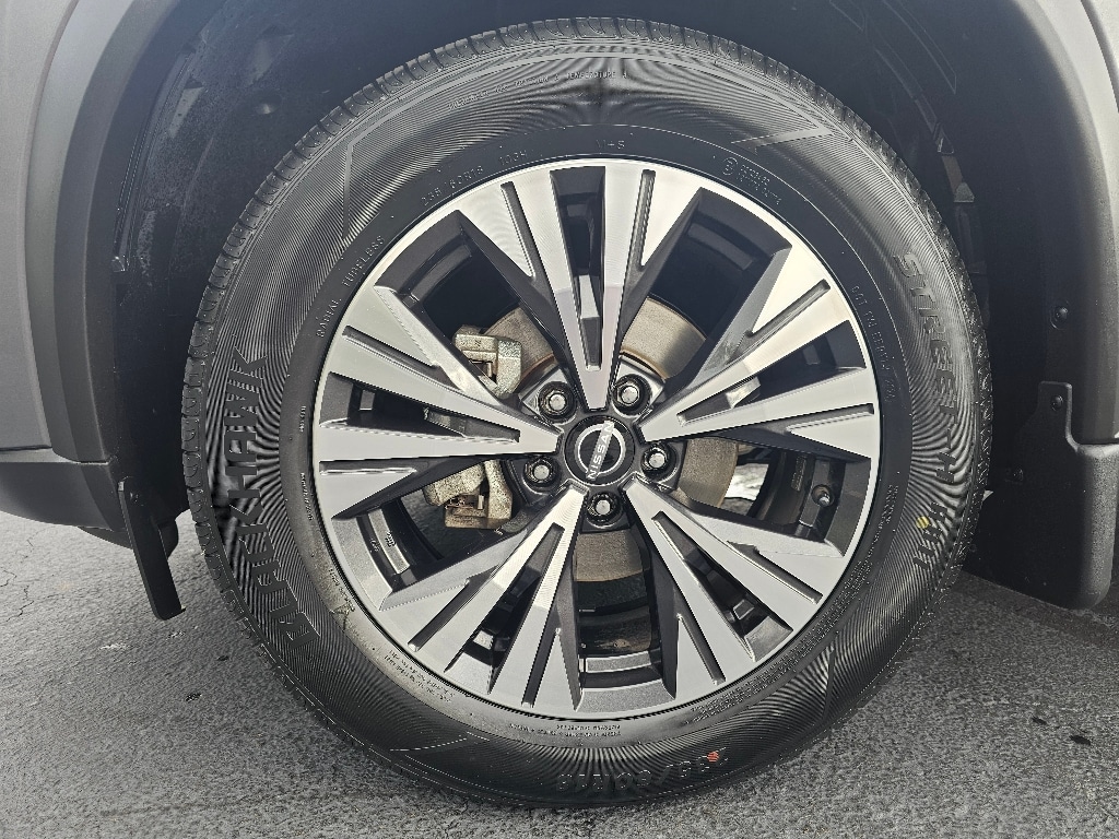2023 Nissan Rogue SV - Photo 25