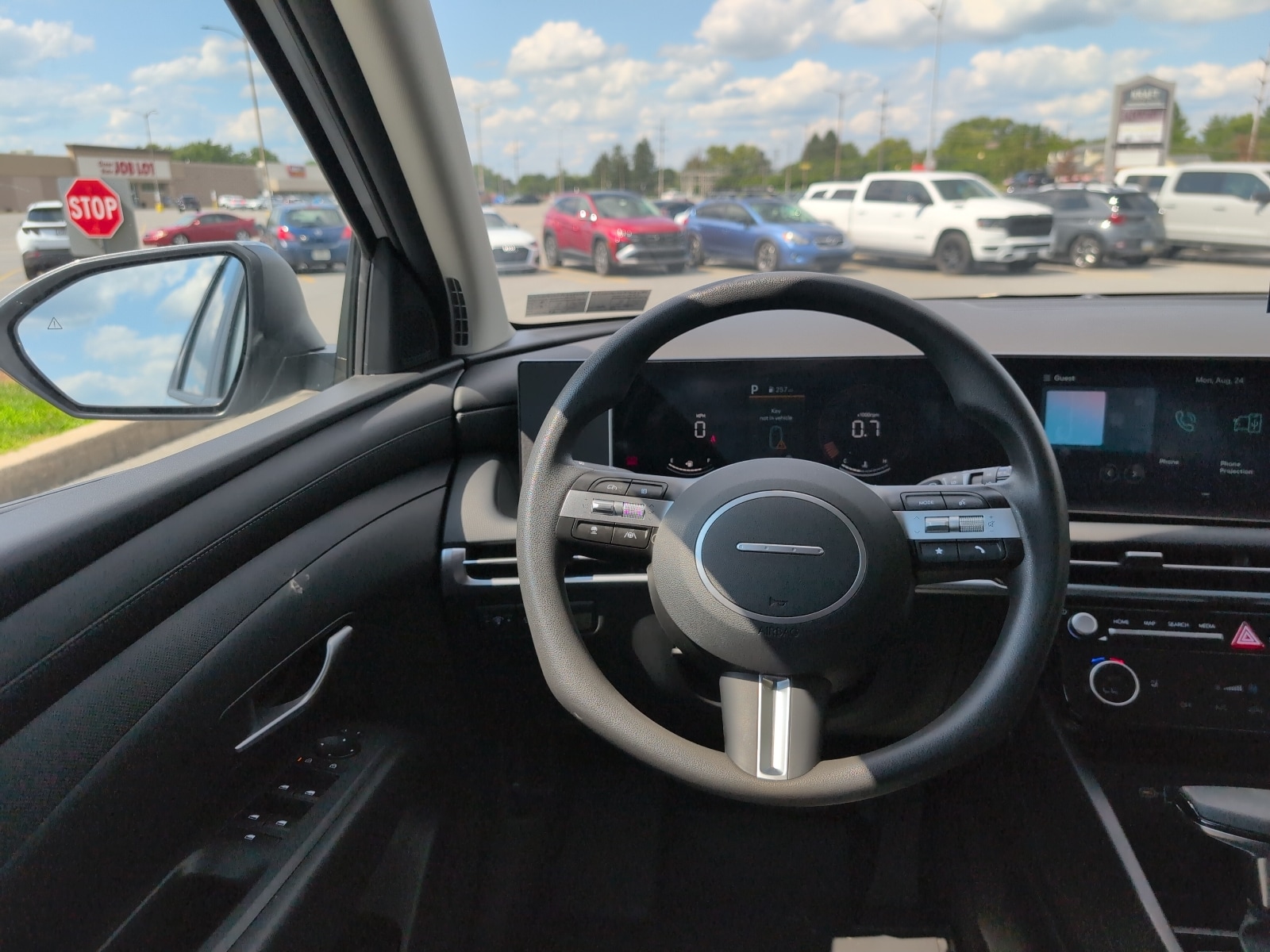 2025 Hyundai Tucson SEL - Photo 8