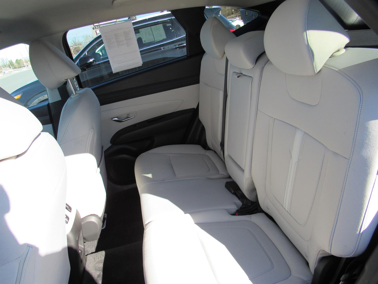 2025 Hyundai Tucson SEL - Photo 18