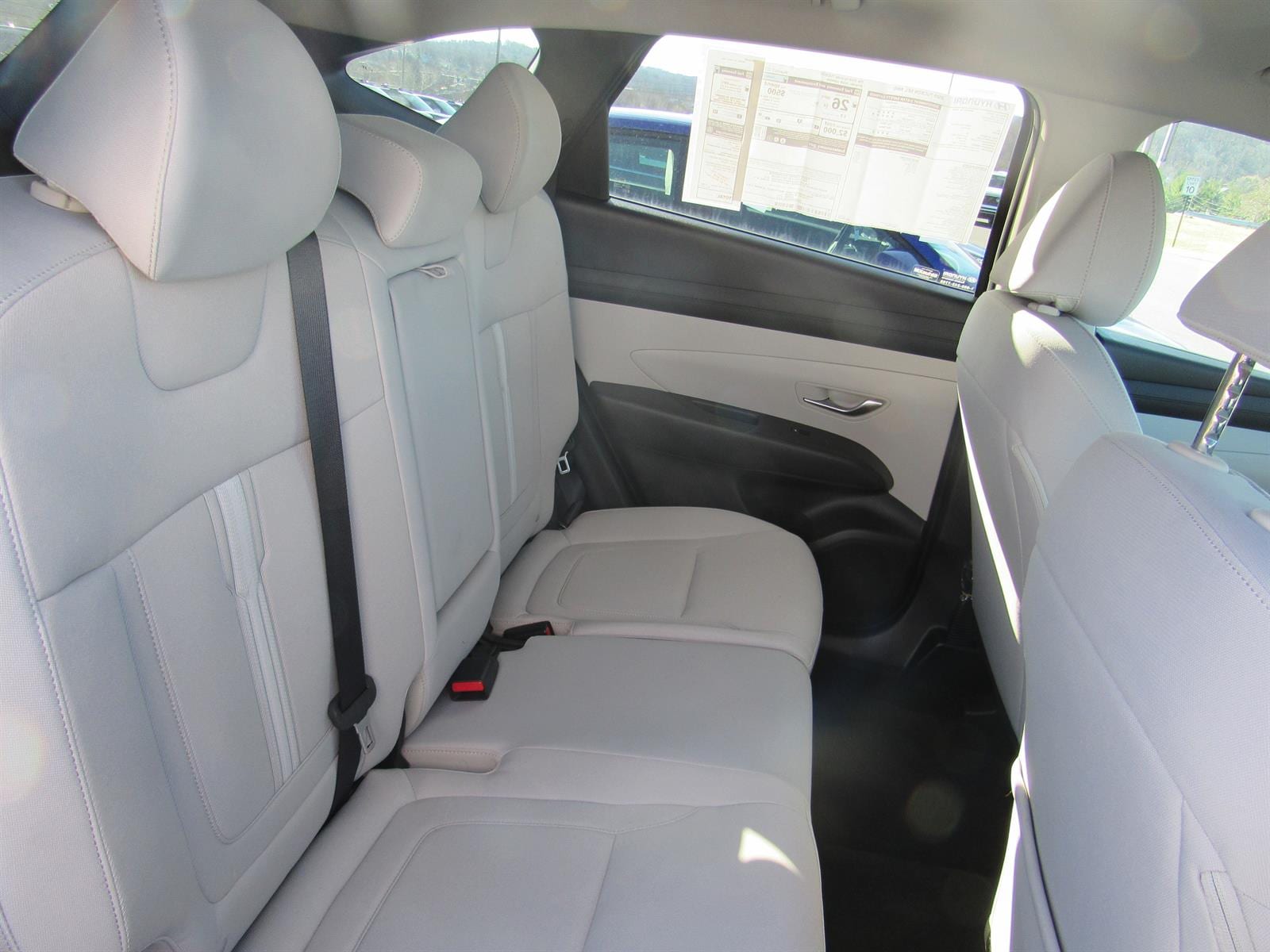2025 Hyundai Tucson SEL - Photo 23
