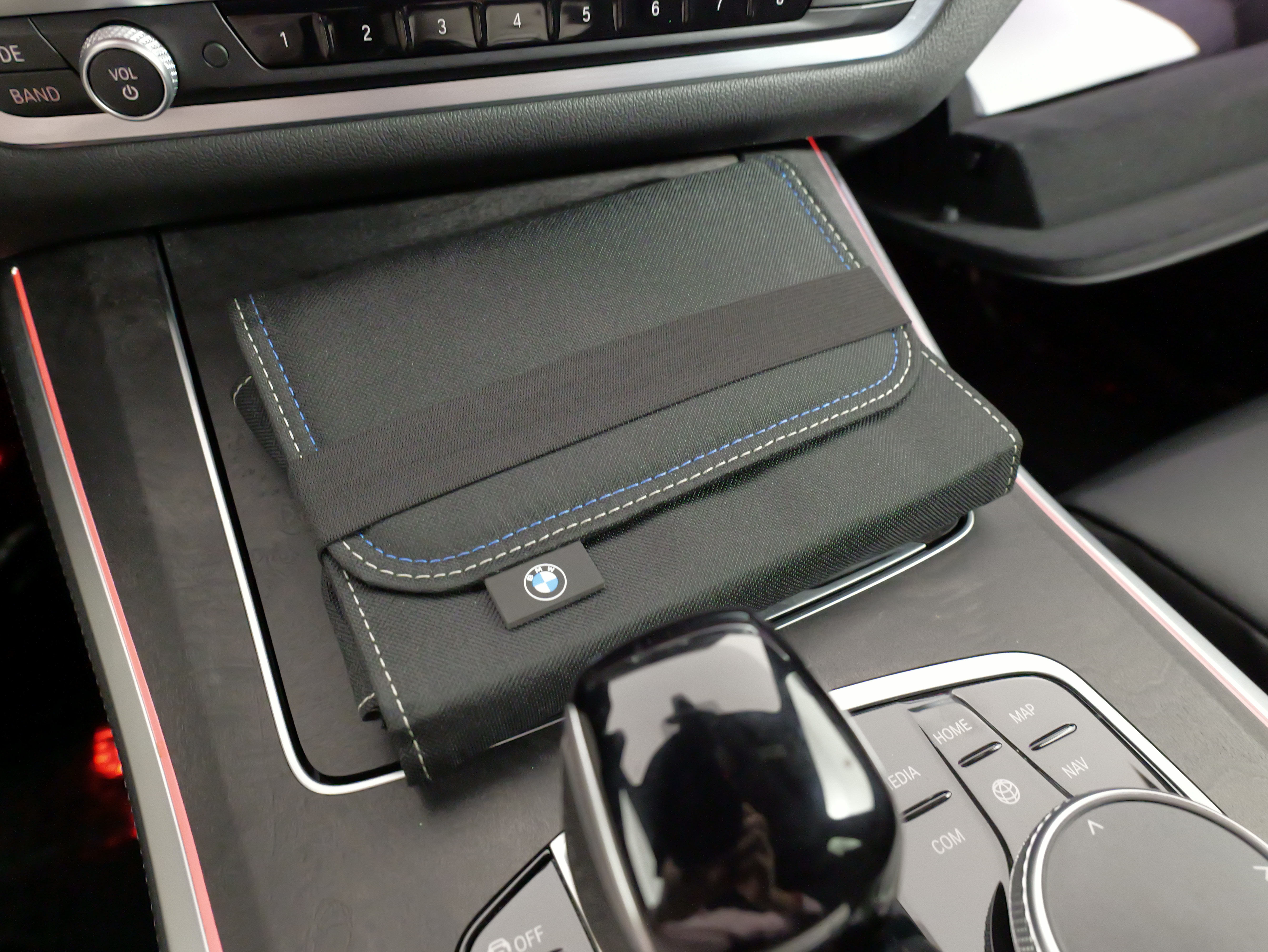 2022 BMW X5 45e - Photo 51
