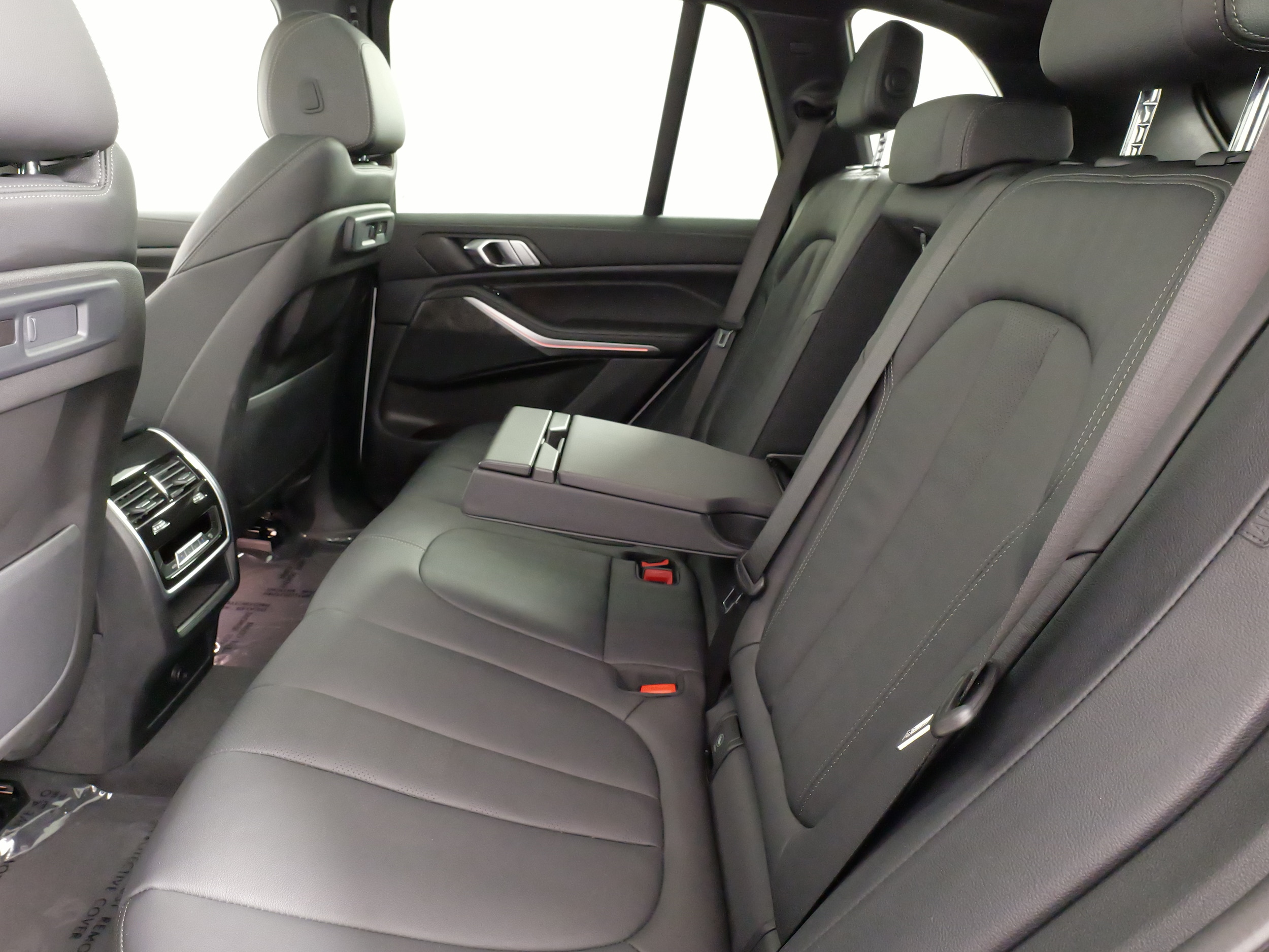 2022 BMW X5 45e - Photo 34