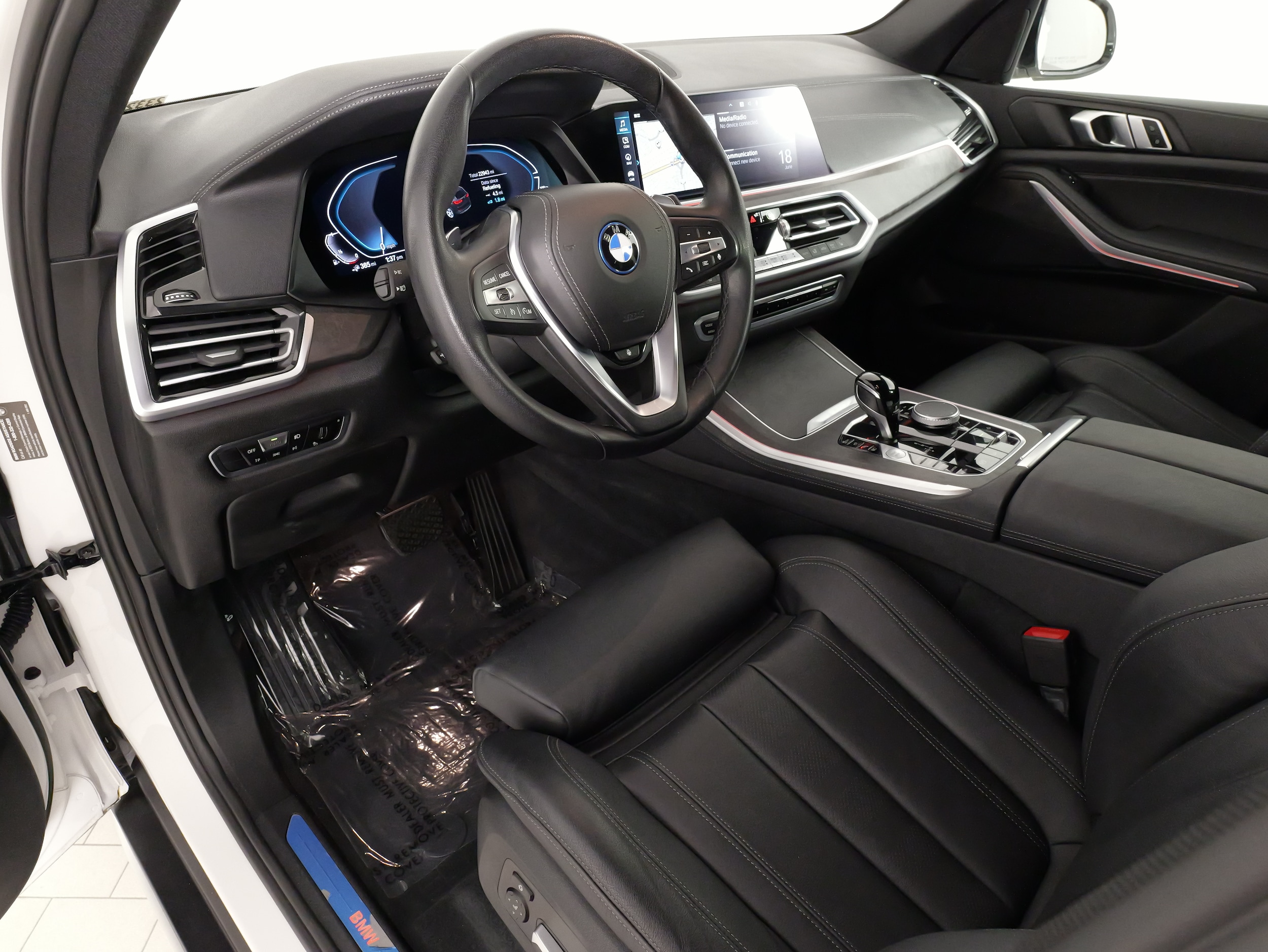 2022 BMW X5 45e - Photo 27