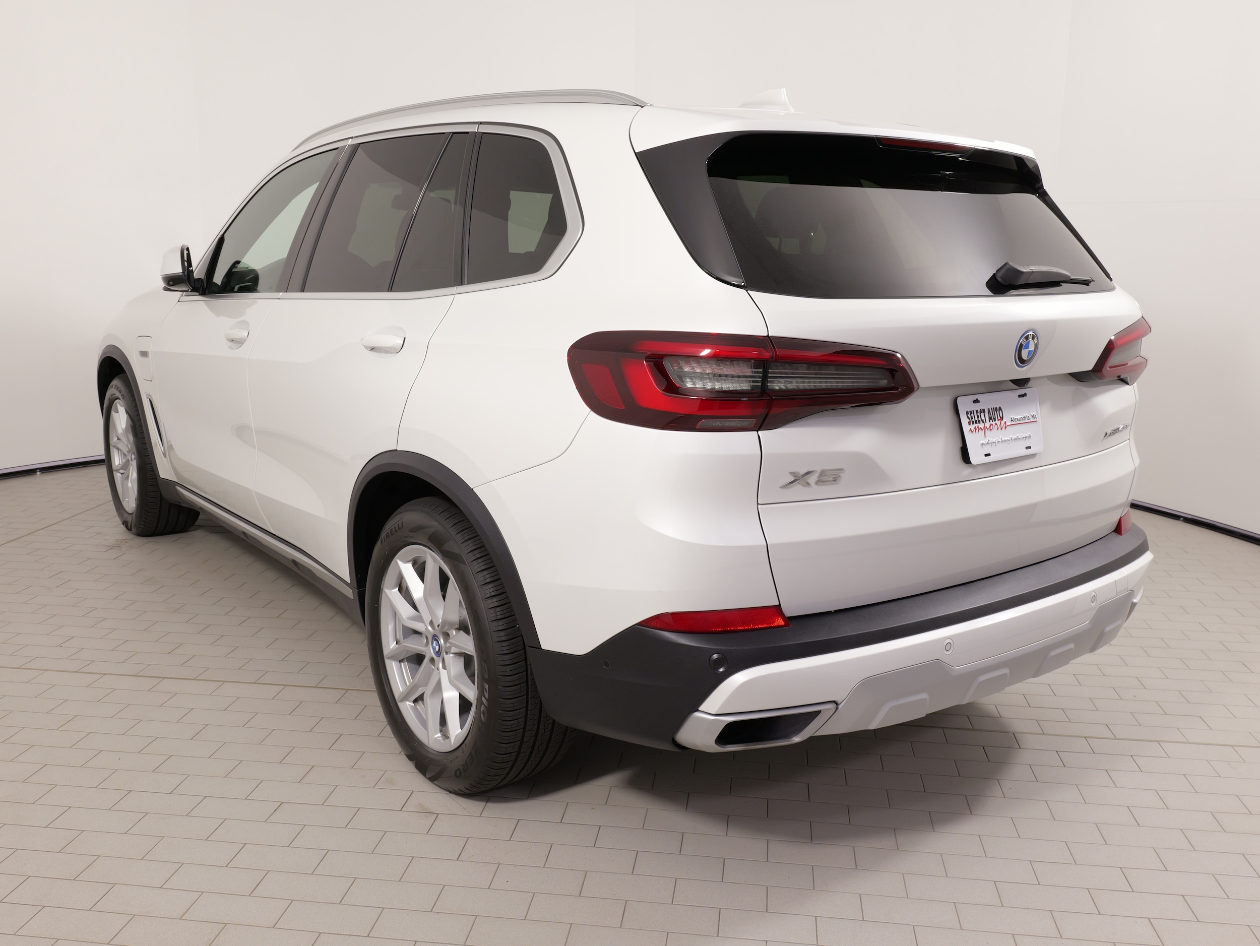 2022 BMW X5 45e - Photo 15