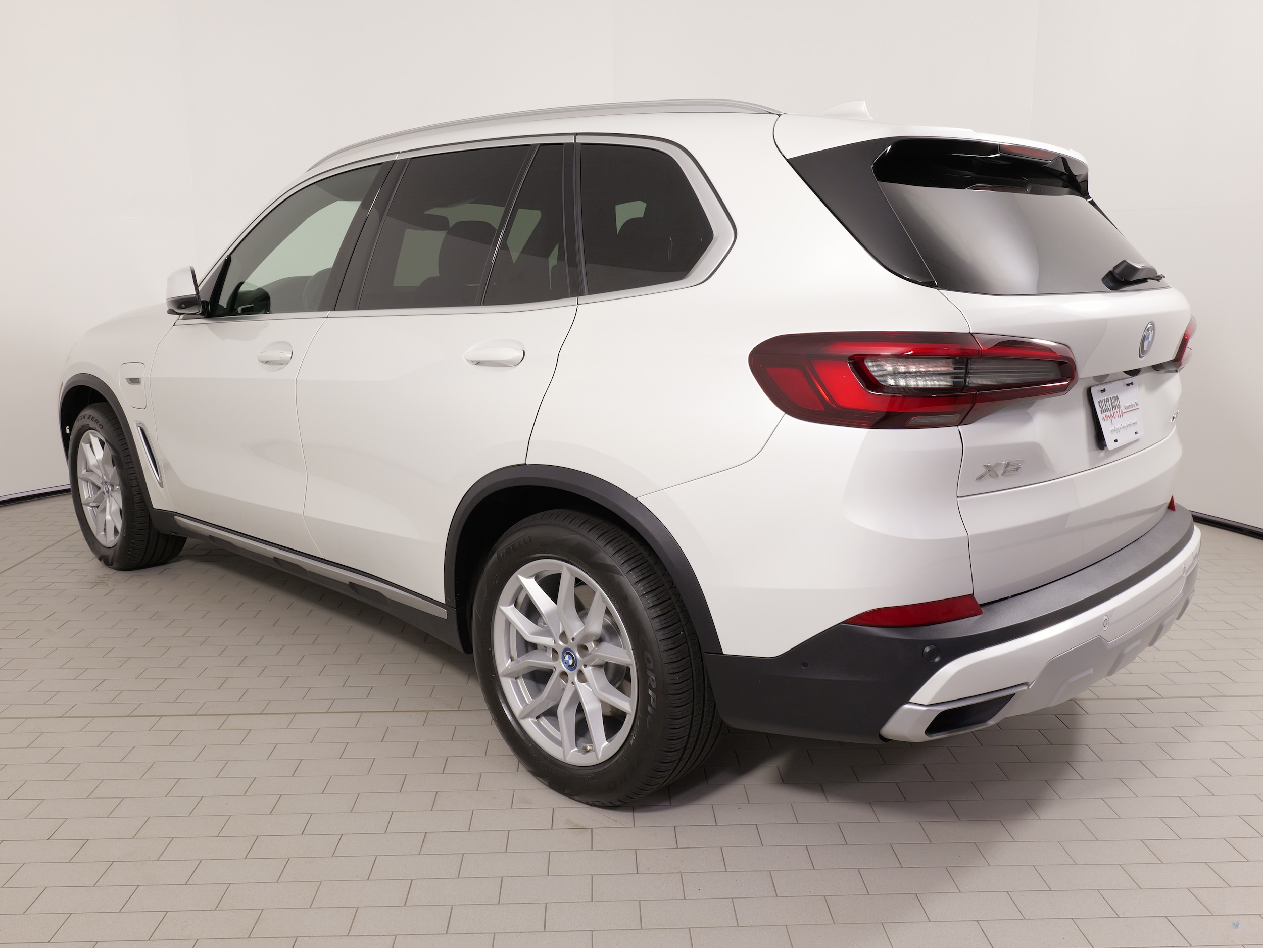 2022 BMW X5 45e - Photo 16