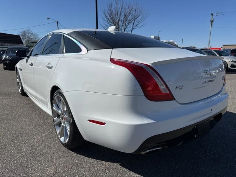 2019 Jaguar XJ R-Sport - Photo 4