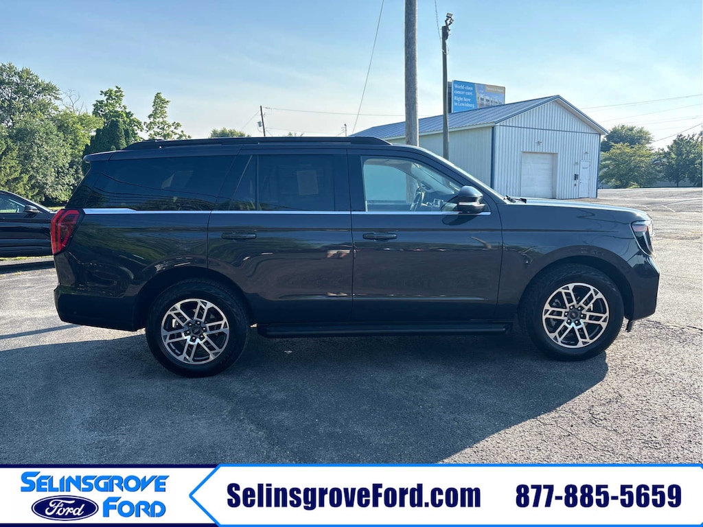 Certified 2025 Ford Expedition Active Active 4x4