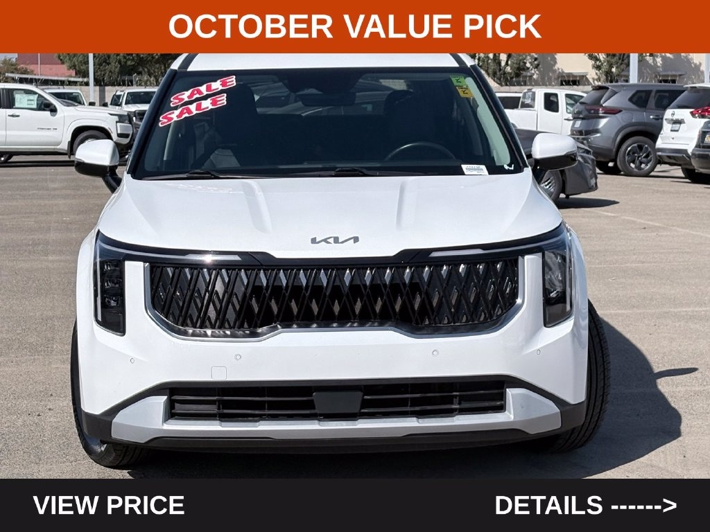 Used 2025 Kia Carnival LXS Minivan/Van