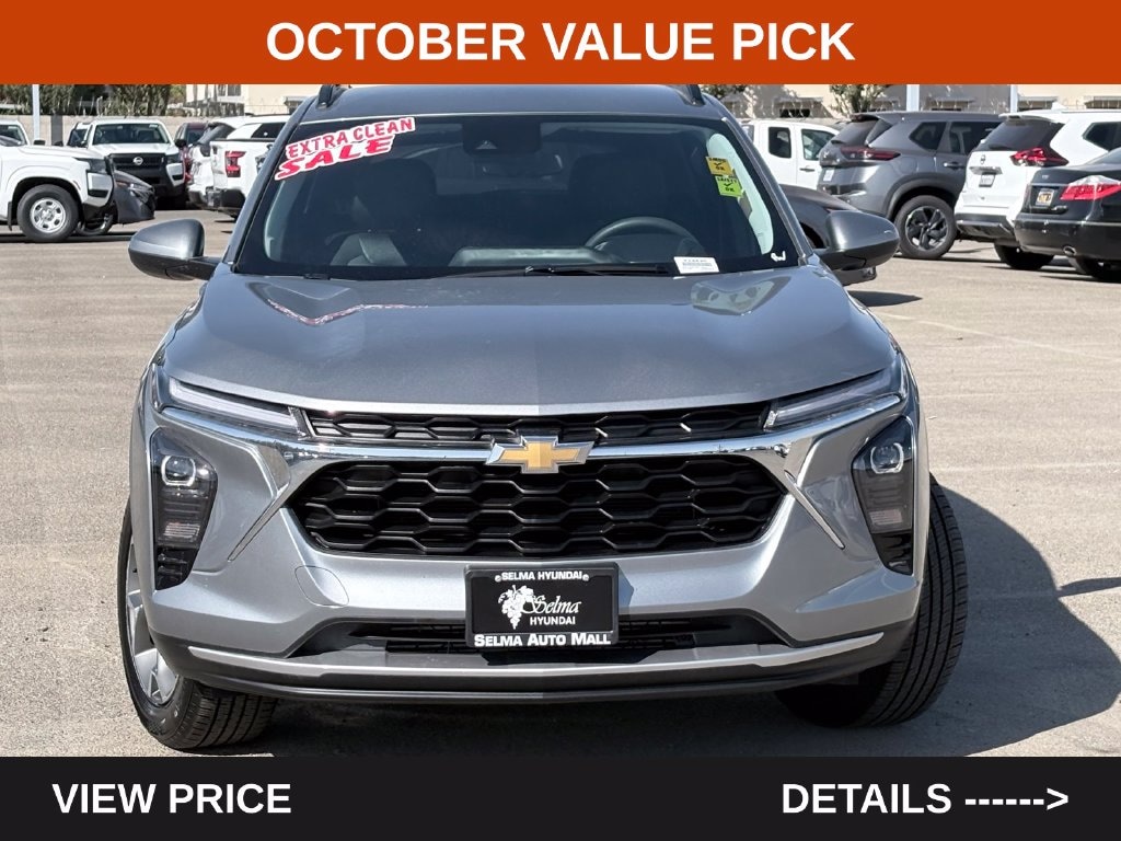 Used 2025 Chevrolet Trax LT SUV