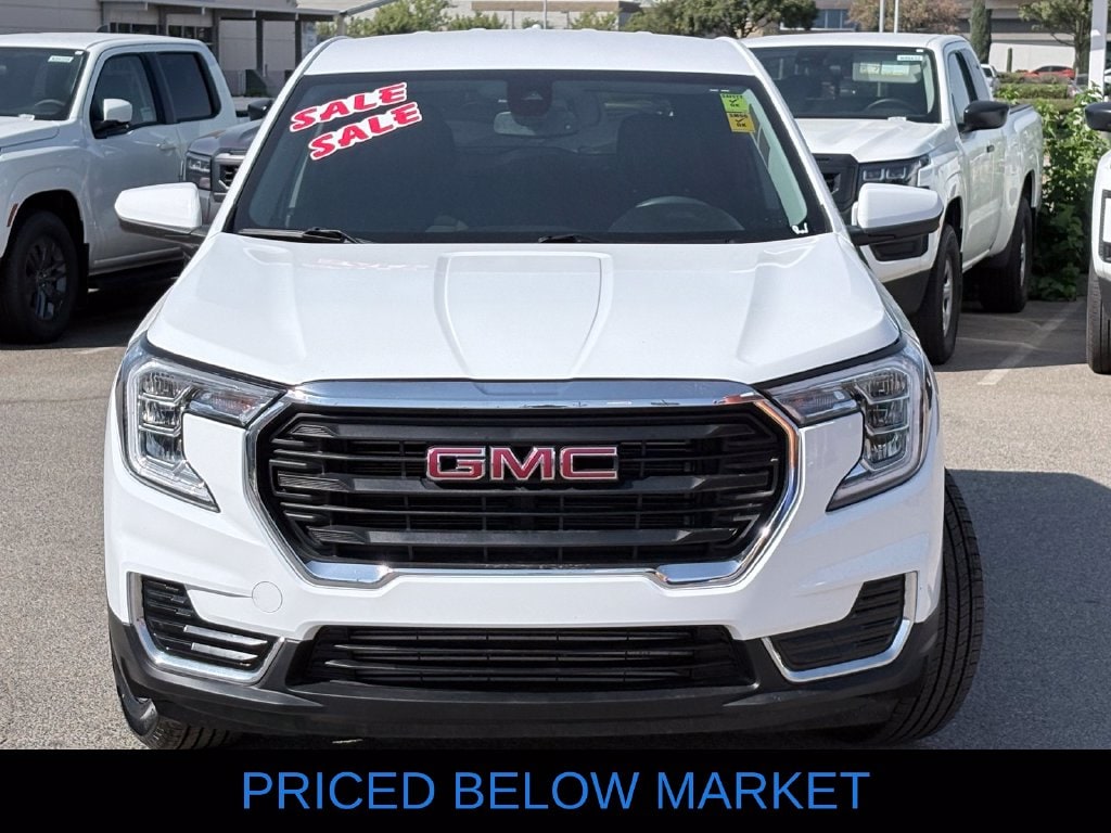 Used 2024 GMC Terrain SLE SUV