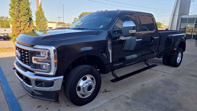 2026 Ford F-350 Crew Cab Long Bed Truck 