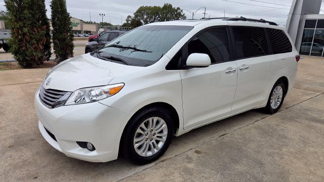 2017 Toyota Sienna