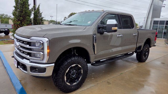 2027 Ford Super Duty F-250&reg; King Ranch&reg; TRUCK for sale near Shawnee