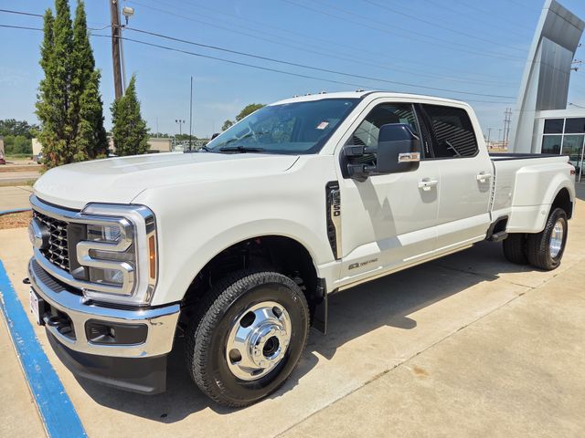 2026 Ford Super Duty F-350&reg; Lariat&reg; TRUCK for sale near Shawnee