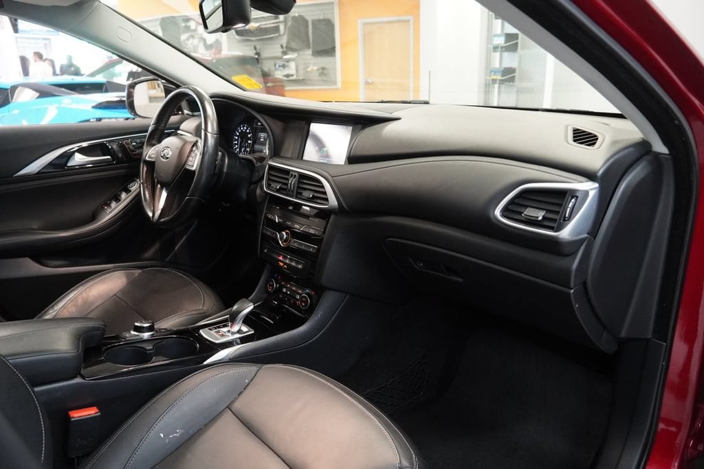 2017 INFINITI QX30 Premium - Photo 35