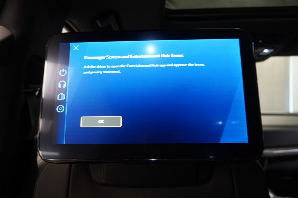 2026 Chevrolet Suburban Premier - Photo 32