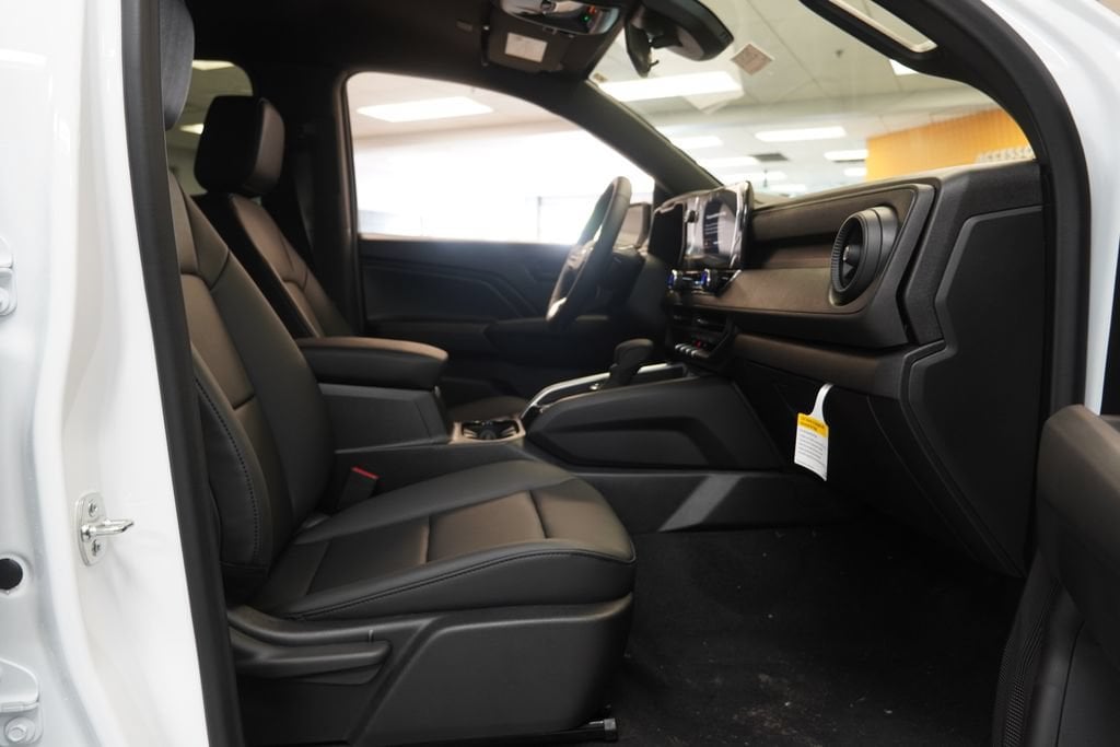 2026 Chevrolet Colorado Trail Boss - Photo 24