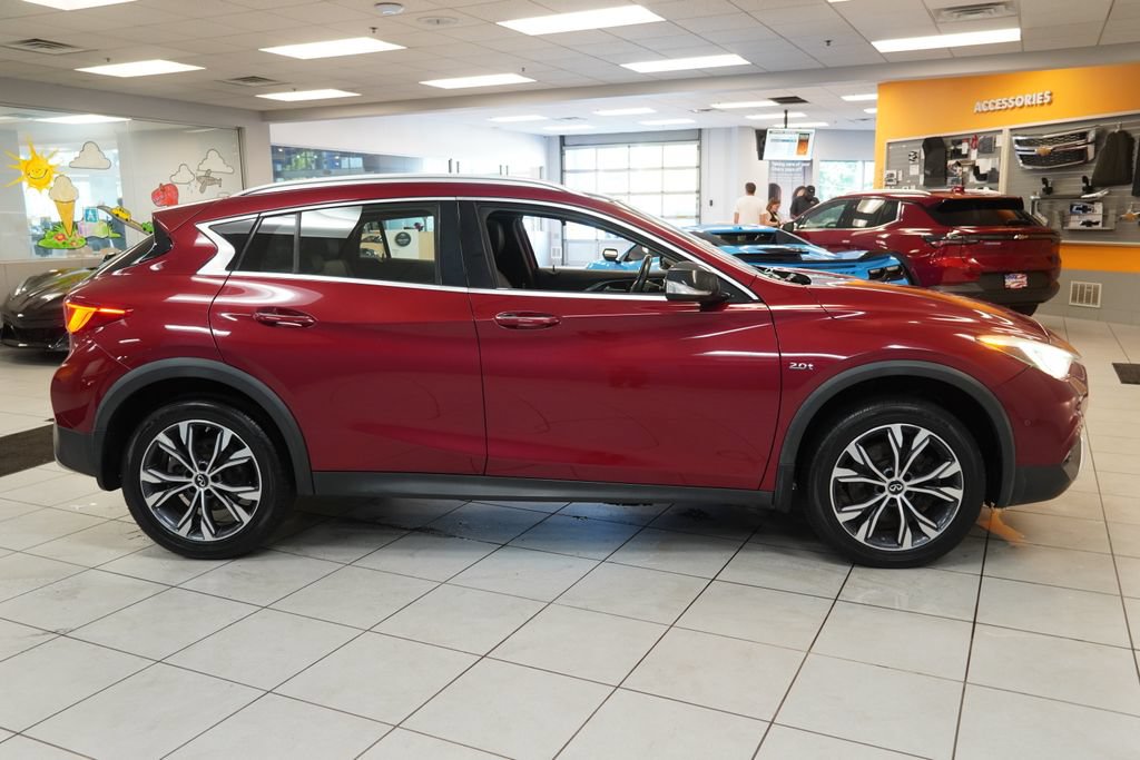 2017 INFINITI QX30 Premium - Photo 13