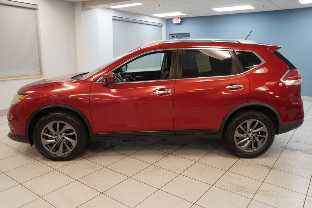 Used 2016 Nissan Rogue SL SUV