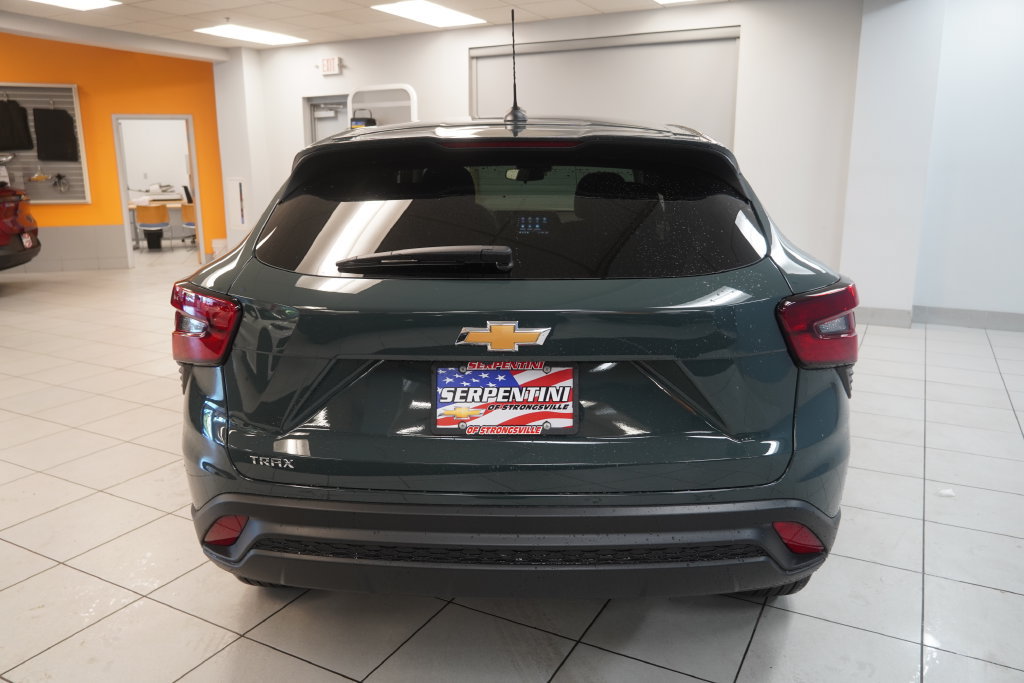 2026 Chevrolet Trax LS - Photo 7