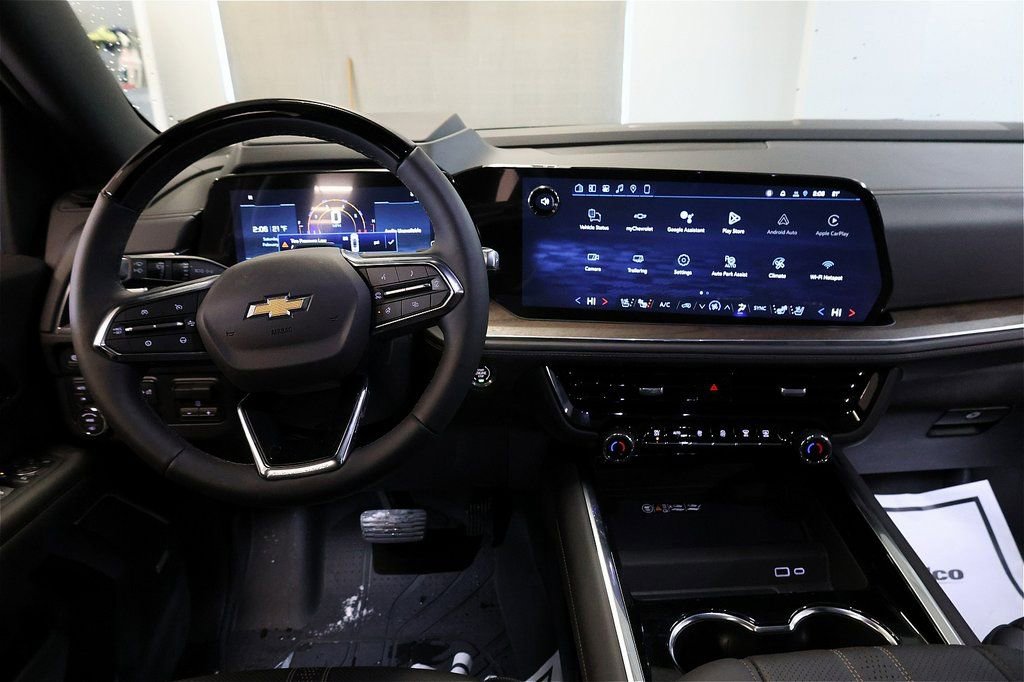 2026 Chevrolet Suburban High Country - Photo 13