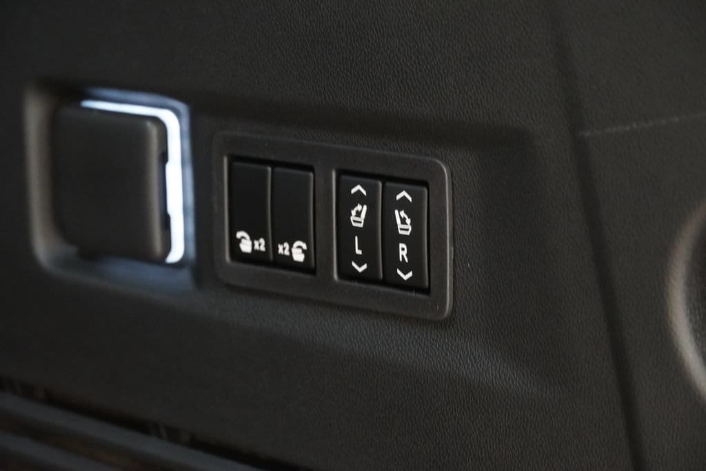 2026 Chevrolet Tahoe High Country - Photo 12
