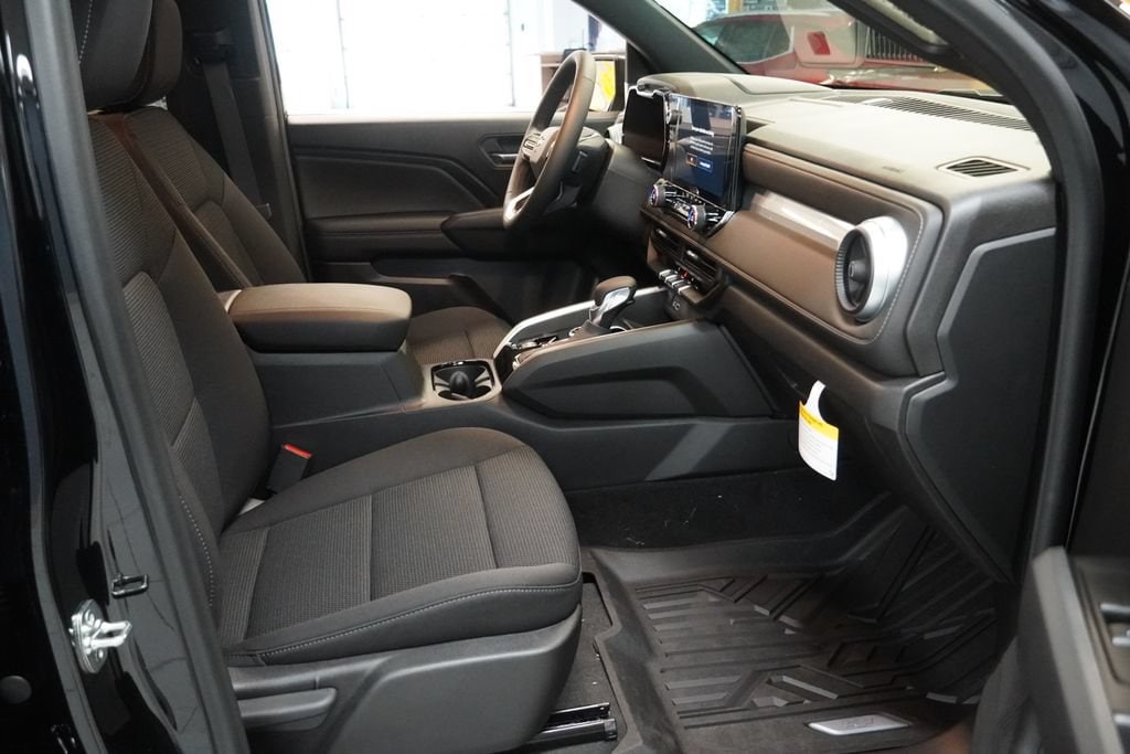 2026 Chevrolet Colorado LT - Photo 23